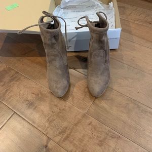 Wild Diva Lounge taupe booties